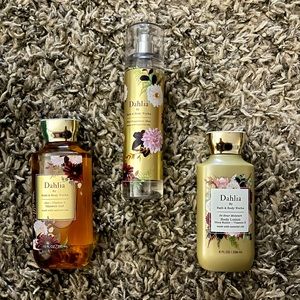 Bath and Body Works Dahlia Set